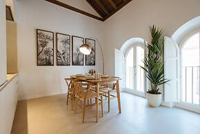 Eva Recommends Castellar Pool & Terrace