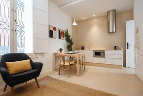 Eva Recommends Castellar Pool & Terrace