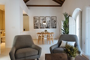 Eva Recommends Castellar Pool & Terrace