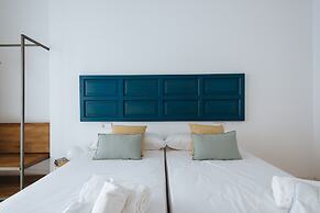 Eva Recommends Castellar Pool & Terrace