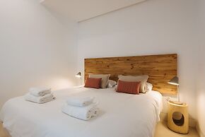 Eva Recommends Castellar Pool & Terrace