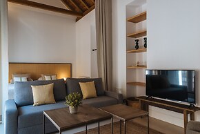 Eva Recommends Castellar Pool & Terrace