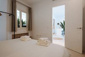 Eva Recommends Castellar Pool & Terrace