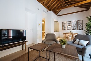 Eva Recommends Castellar Pool & Terrace