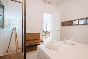 Eva Recommends Castellar Pool & Terrace