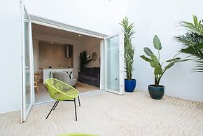 Eva Recommends Castellar Pool & Terrace