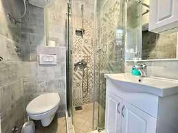 Bucanero Apartments Budva