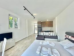 Bucanero Apartments Budva