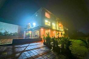 Hotel Strawberry Inn