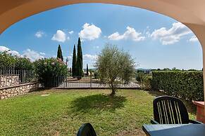 Family Pool Suvereto Trilo Ground