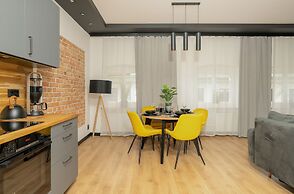 Secret Garden Apartment by Renters