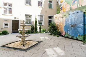 Secret Garden Apartment by Renters