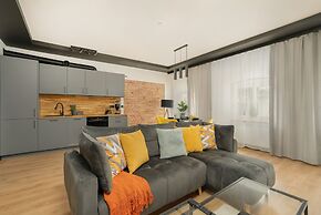 Secret Garden Apartment by Renters