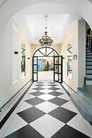 Secret Garden Apartment by Renters