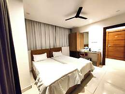 Hotel Hibiscus Tree- Bachupally