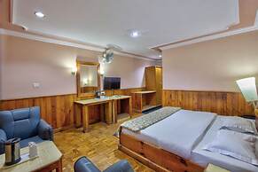 Goroomgo Jupiter Manali