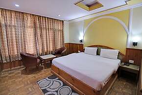 Goroomgo Jupiter Manali