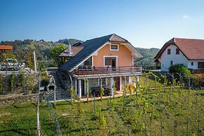 Vineyard Cottage Urban