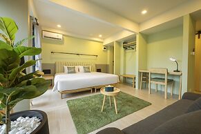 Chamemon Bed Phuket Town