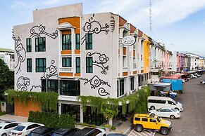 Chamemon Bed Phuket Town