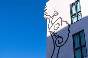 Chamemon Bed Phuket Town