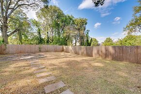 Family Home w/ Backyard ~ 2 Mi to Downtown Atlanta