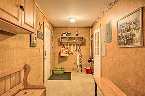 Spacious Bethlehem Mountaintop Home w/ Deck & View