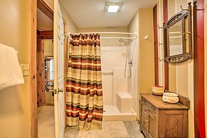 Spacious Bethlehem Mountaintop Home w/ Deck & View