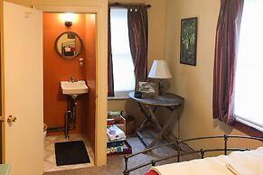 Spacious Bethlehem Mountaintop Home w/ Deck & View