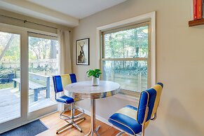 Ann Arbor Home w/ Deck, 2 Mi to Michigan Stadium!