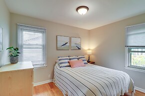 Ann Arbor Home w/ Deck, 2 Mi to Michigan Stadium!