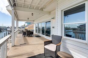 Waterfront Freeport Home: Deck & Private Boat Dock