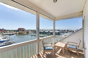 Waterfront Freeport Home: Deck & Private Boat Dock