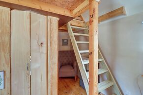 Cozy Higden Studio: Close to Greers Ferry Lake!