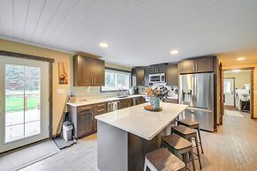 Scenic Priest Lake Vacation Rental: Deck + Views!