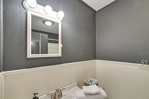 Dry Ridge Rental Home w/ Hot Tub & Game Room!