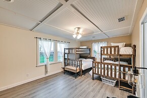 Dry Ridge Rental Home w/ Hot Tub & Game Room!