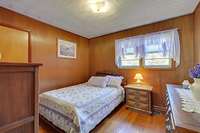 Haysi Nature Getaway w/ Fire Pit & On-site Creek!