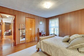 Haysi Nature Getaway w/ Fire Pit & On-site Creek!