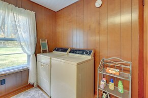 Haysi Nature Getaway w/ Fire Pit & On-site Creek!