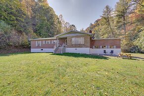 Haysi Nature Getaway w/ Fire Pit & On-site Creek!