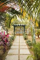 Bliss Farm Stay- lilly