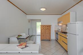 Beachfront apartment Milan with balcony