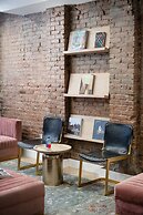 Little Charlie Hotel