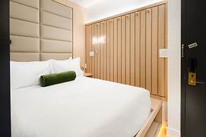 Little Charlie Hotel