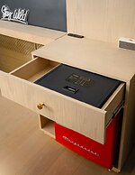 Little Charlie Hotel