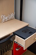 Little Charlie Hotel