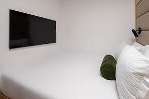 Little Charlie Hotel