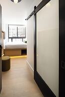 Little Charlie Hotel