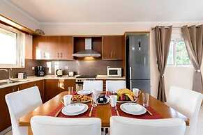 Angels Villa in Kremasti Near the Beach